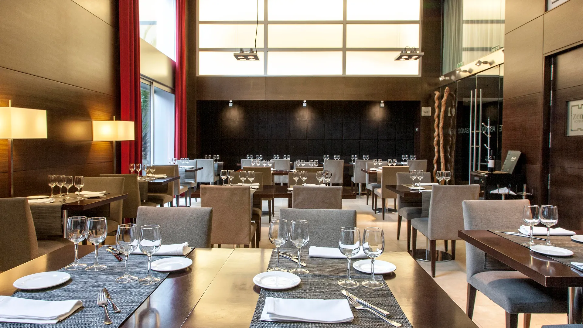 Hotel Zenit Bilbao 4*,  Spanien