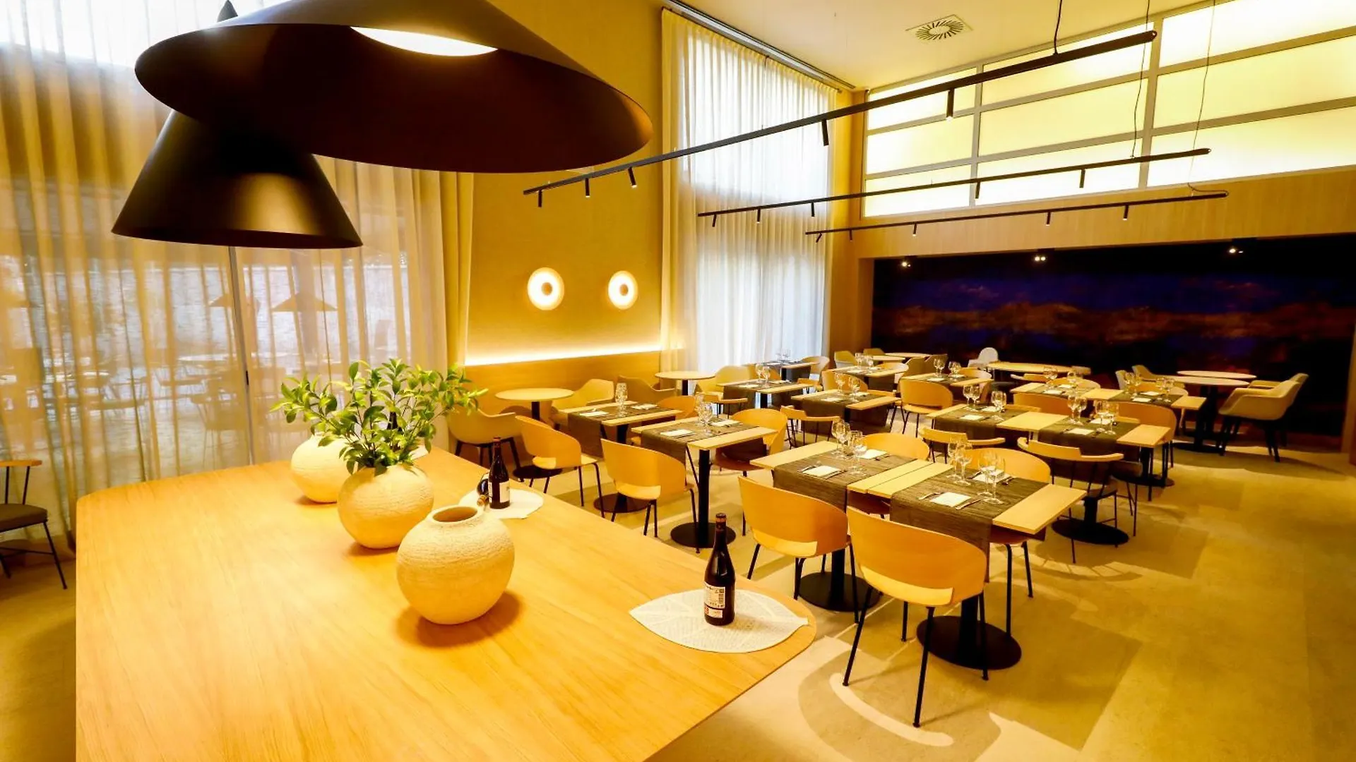 Hotel Zenit בילבאו 4*,