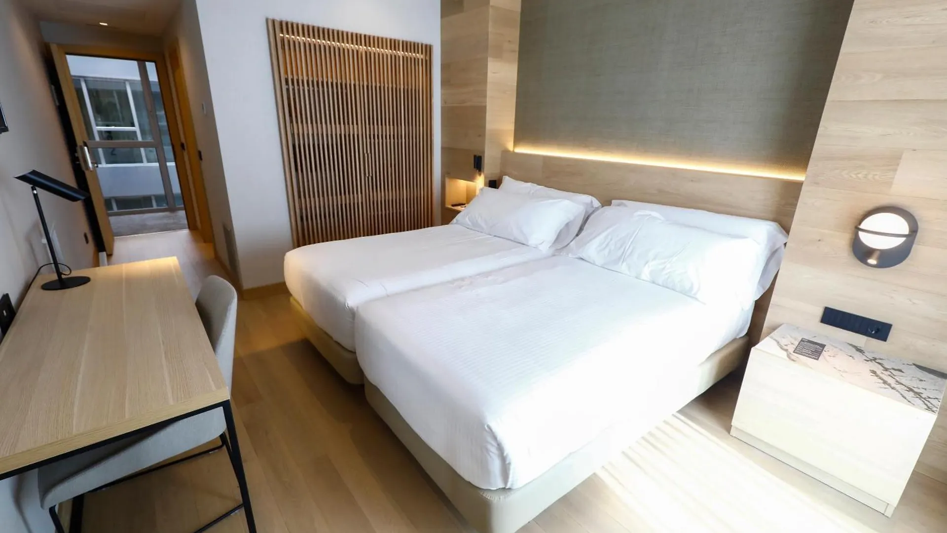 Hotel Zenit בילבאו ספרד