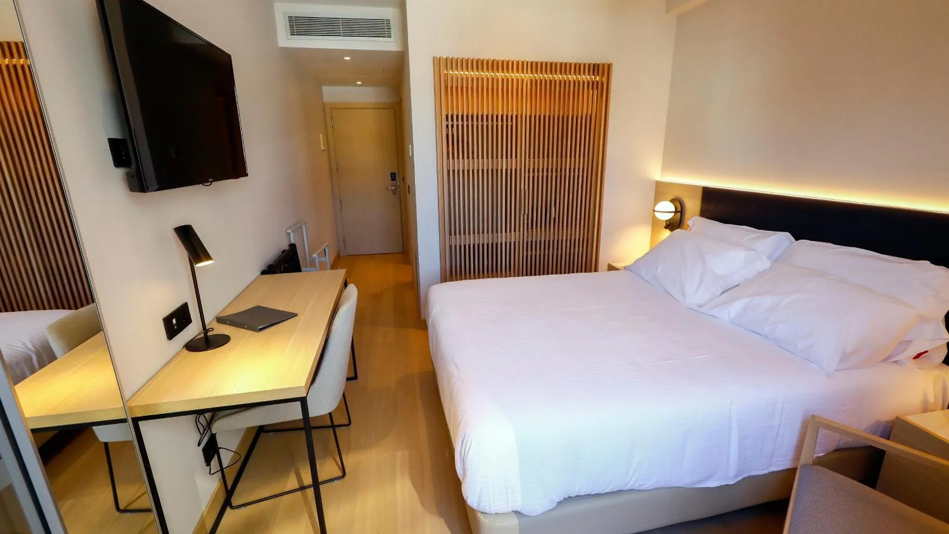 ****  Hotel Zenit בילבאו ספרד
